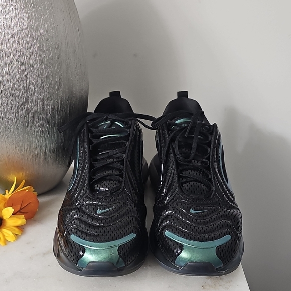 Nike Air Max 720 - Picture 1 of 7